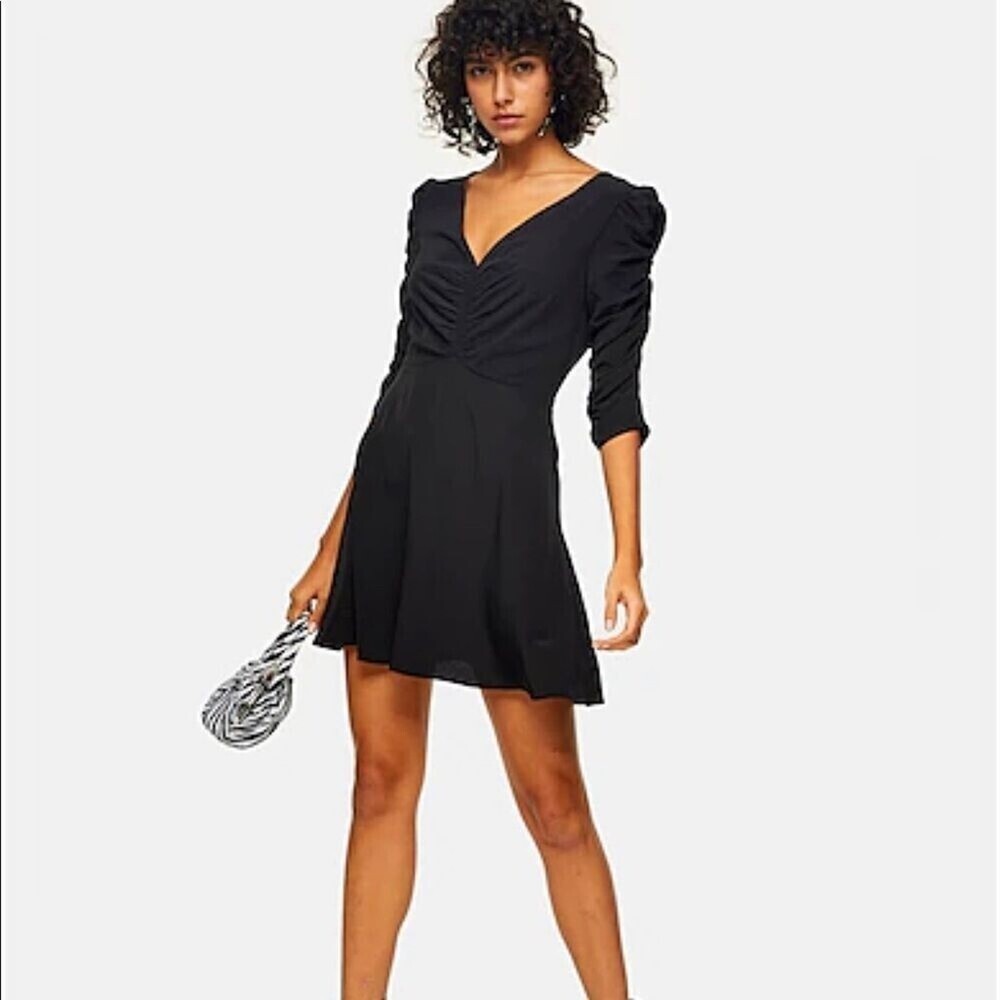 TOPSHOP BLACK RUCHED FRONT MINI DRESS SZ 4
